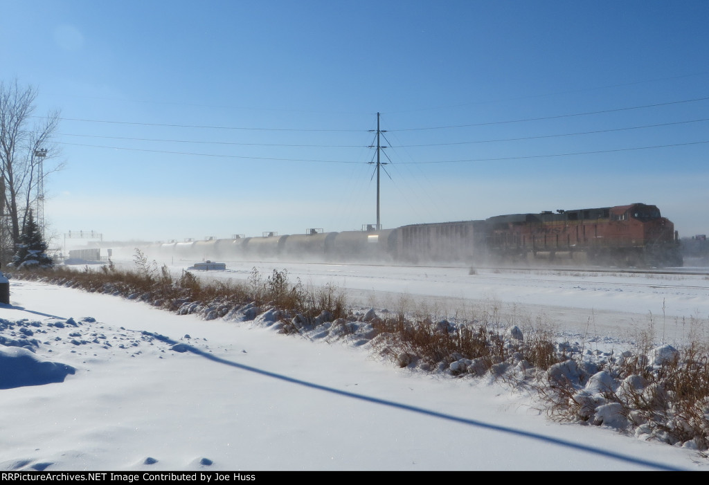 BNSF 7907 DPU